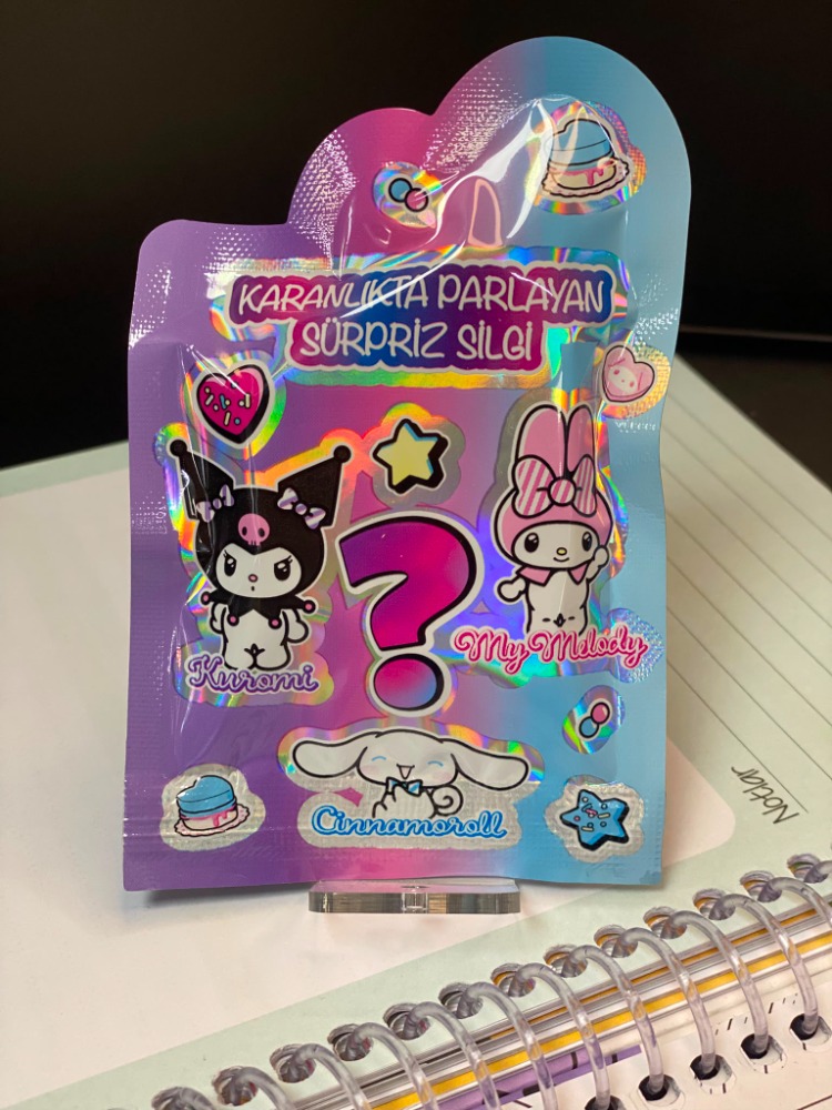 Timon Kuromi My Melody Cınnamoroll Sürpriz Parlayan Silgi Paket