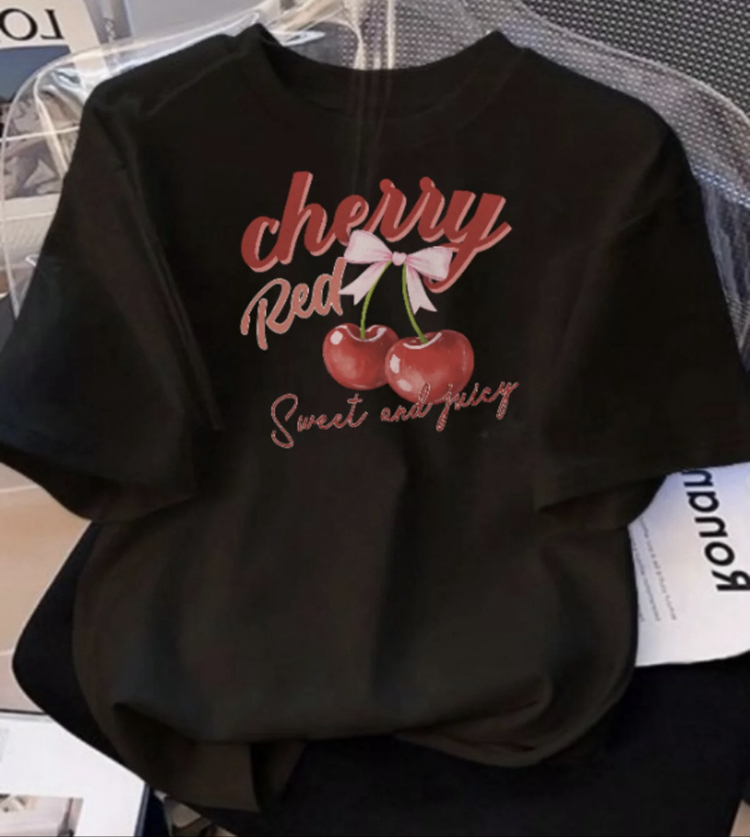Cherry baskılı T-shirt