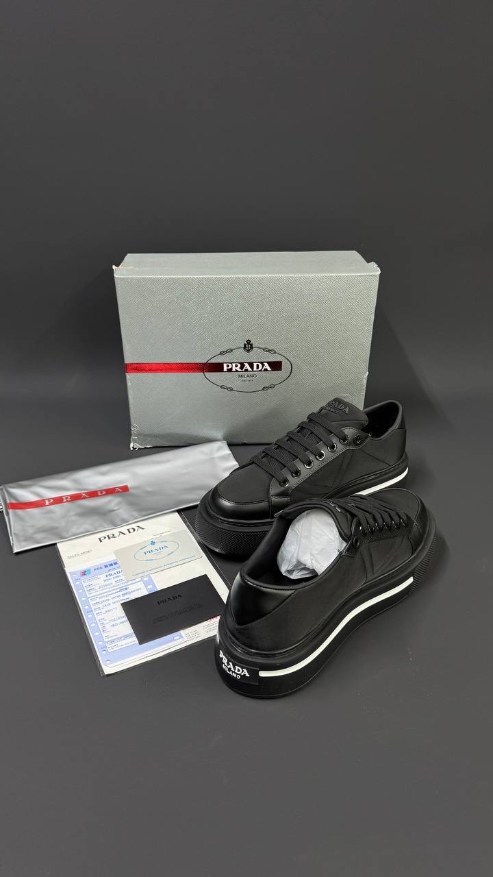 Prada Mens Sneakers - Black