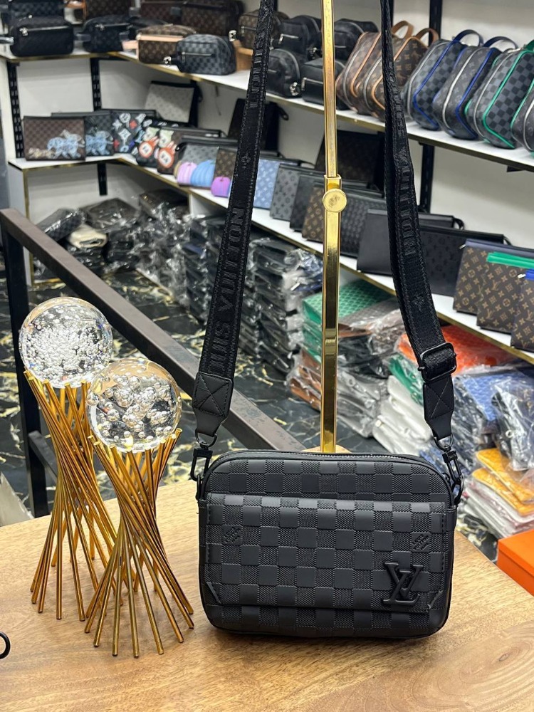 LV Fastline Messenger