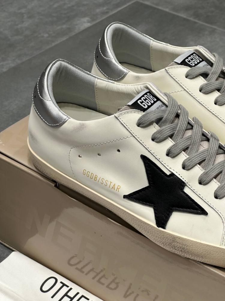 Golden G. Superstar Mens Shoes