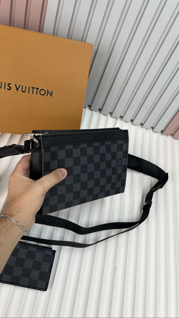LV Gaston Wearable