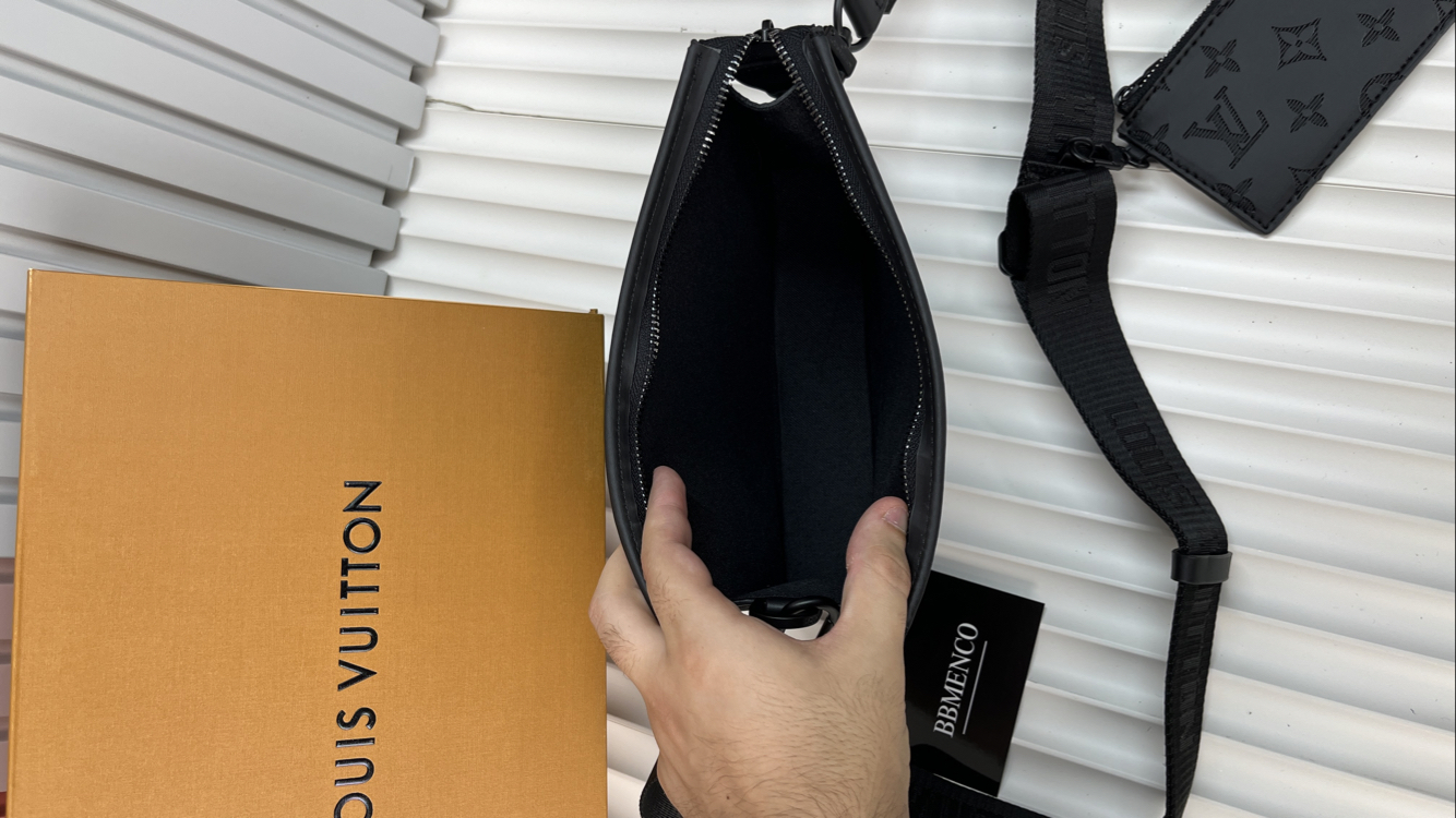 LV Gaston Wearable