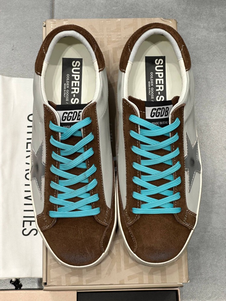 Golden G. Superstar Mens Shoes