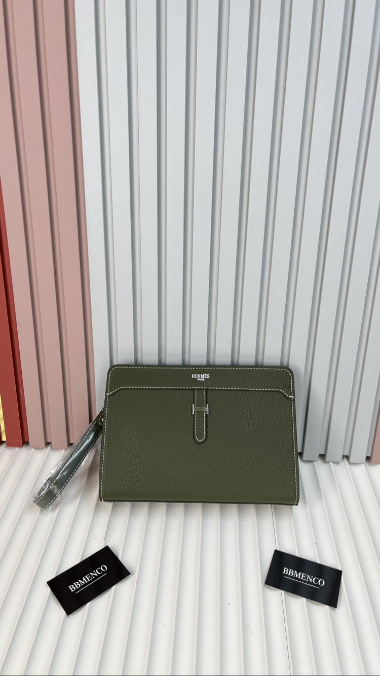 Hermes Clutch