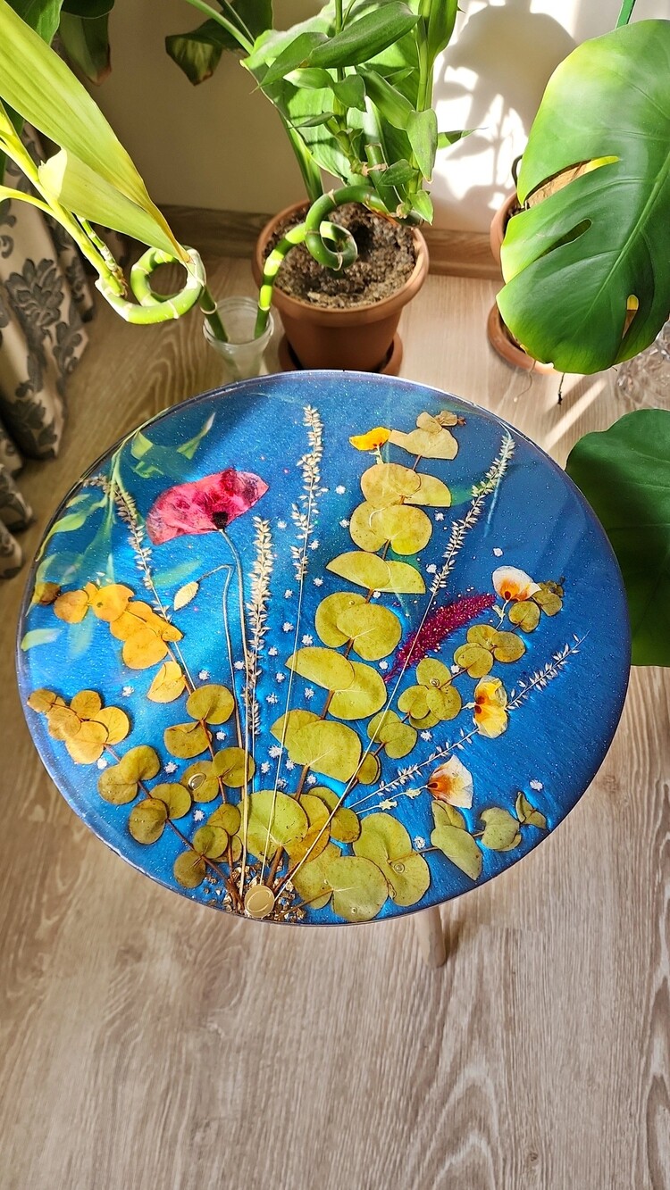 Yaşayan Sehpa