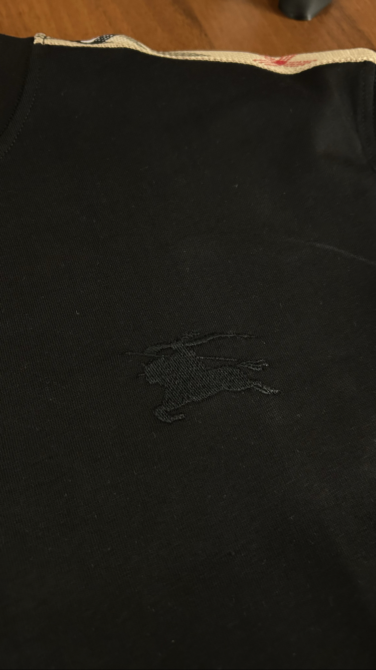 Burberry Premium T-shirt