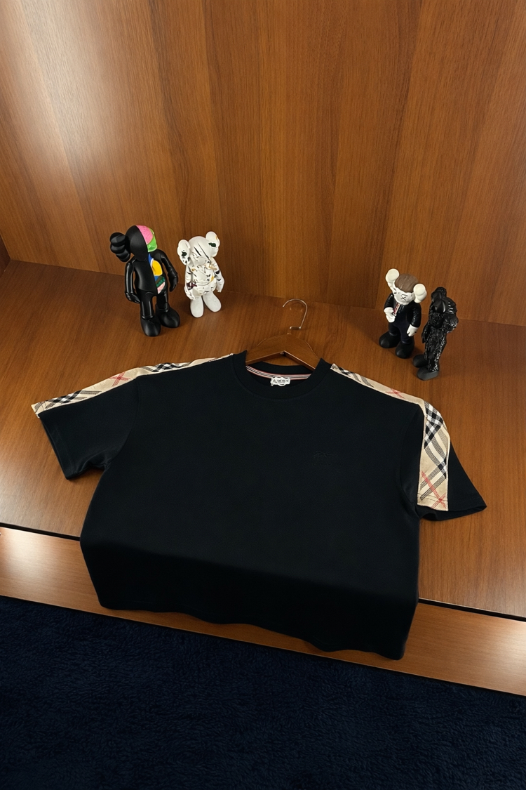 Burberry Premium T-shirt