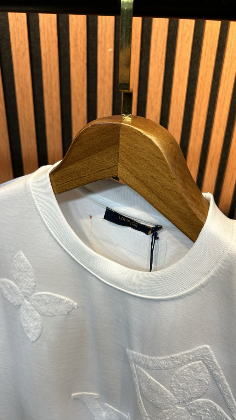 LV Premium T-shirt
