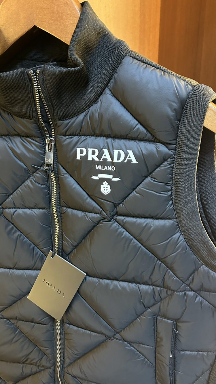 Prada Premium Yelek