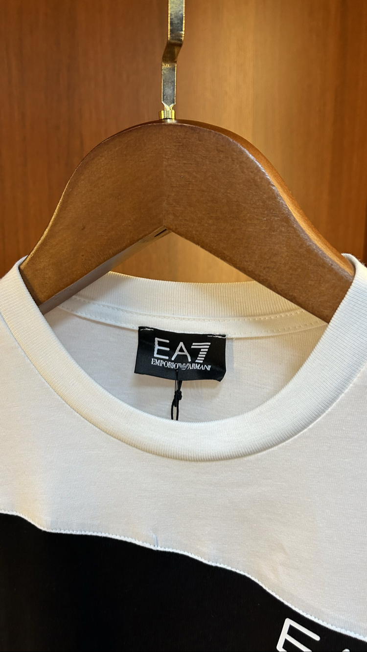 EA7 Premium T-shirt