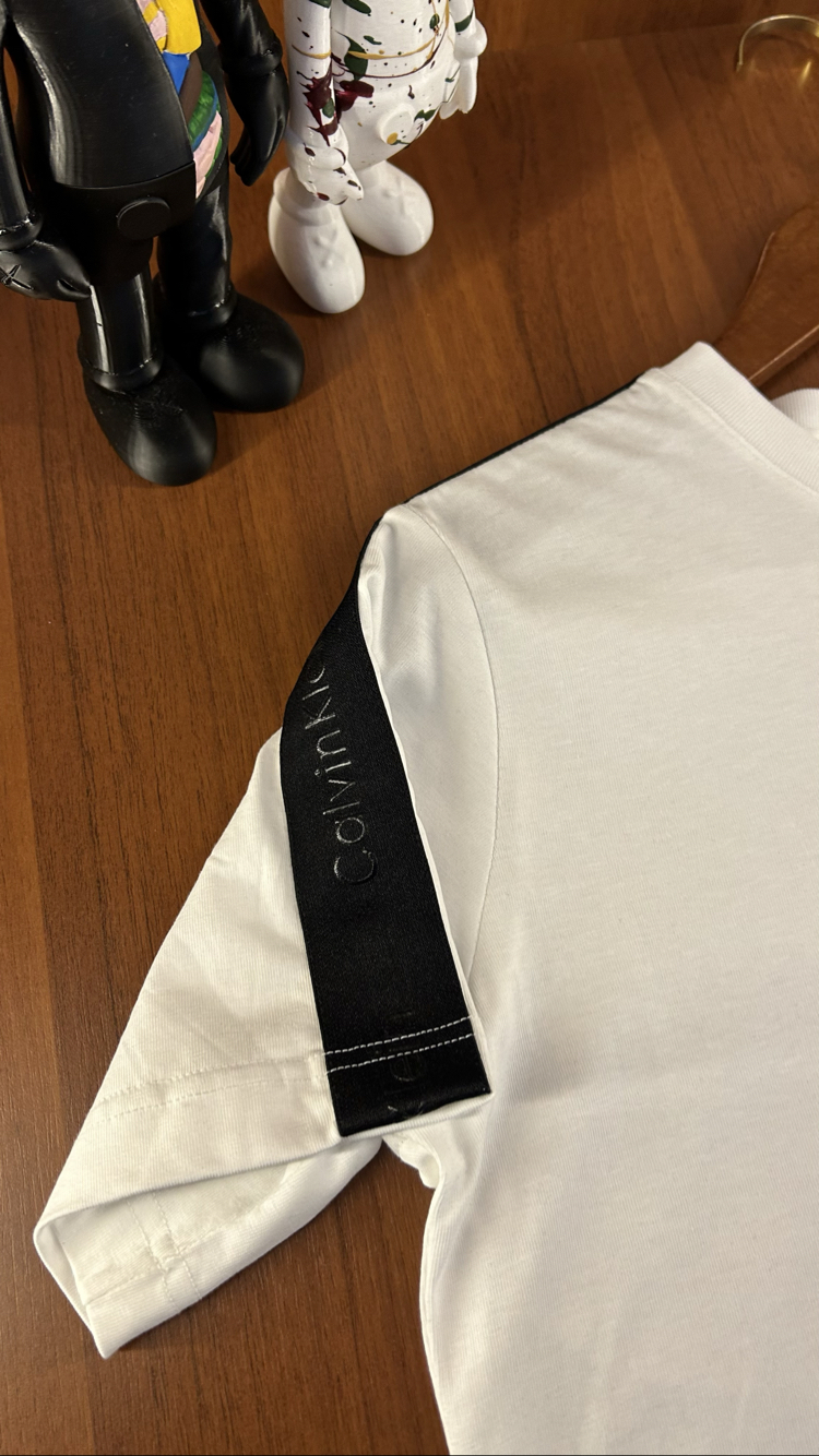 Ck Kol Detaylı Premium T-shirt