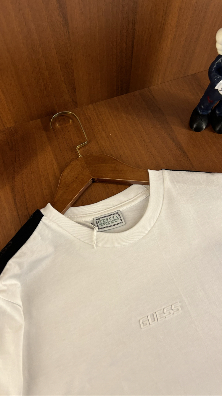 Guess Kol Detaylı Premium T-shirt