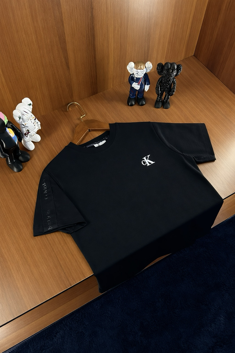 Ck Kol Detaylı Premium T-shirt