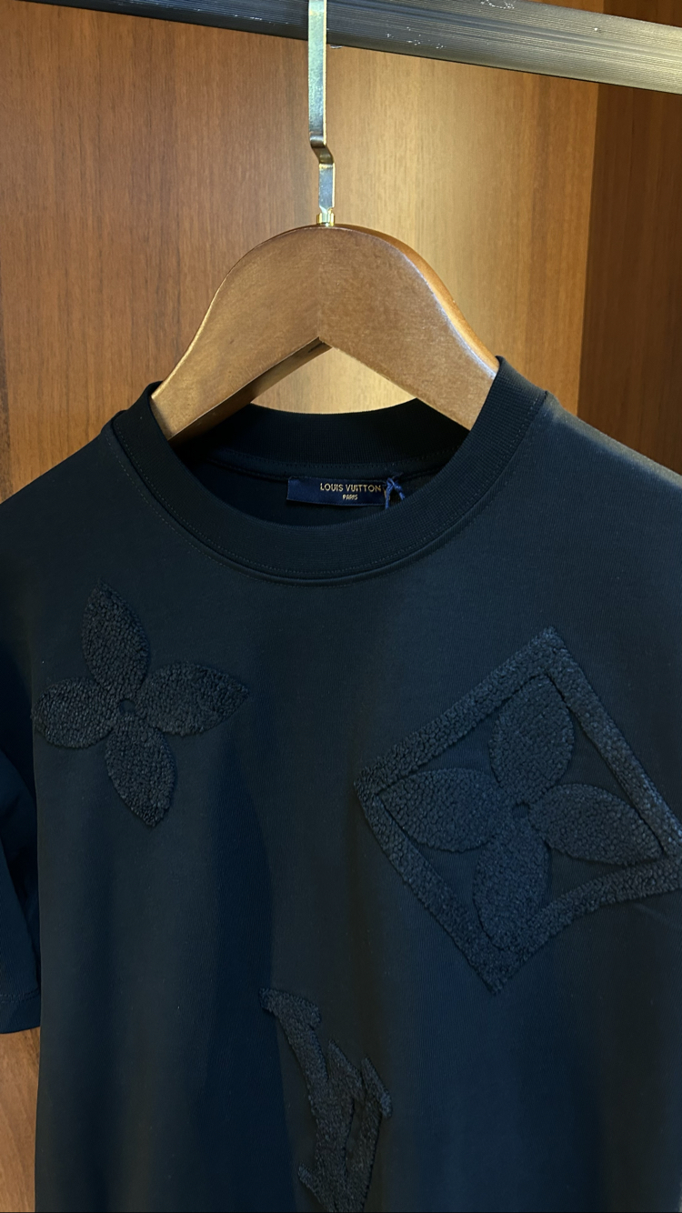LV Premium T-shirt