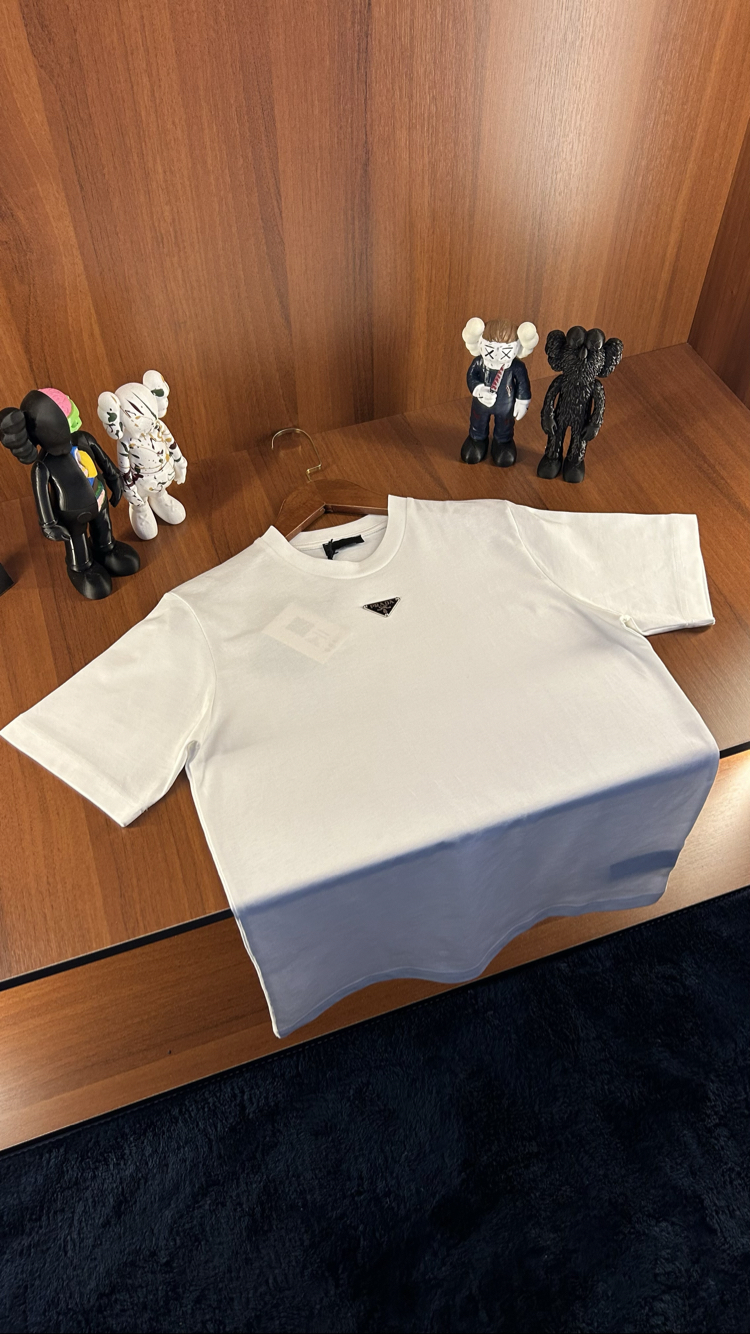 Prada Premium T-shirt