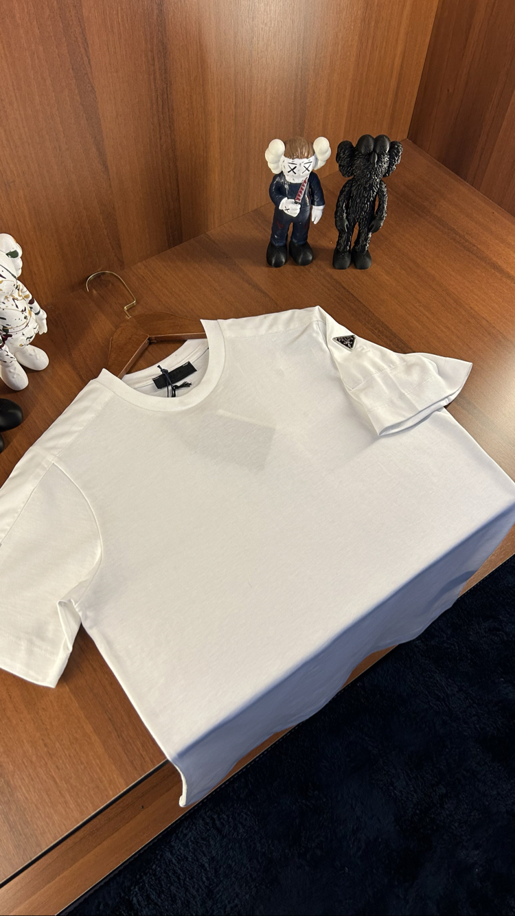 Prada Premium Kol Detaylı T-shirt