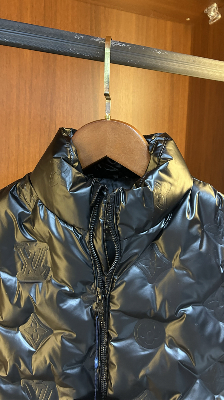 LV Premium Yelek