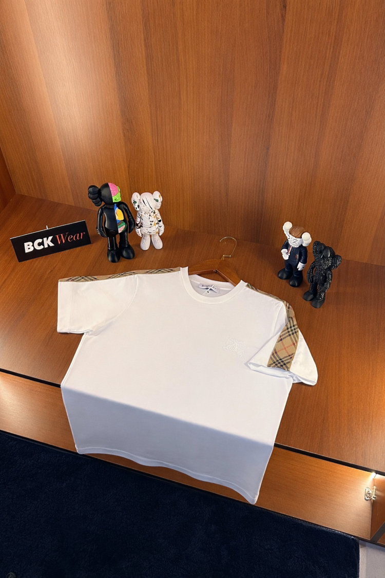 Burberry Premium T-shirt