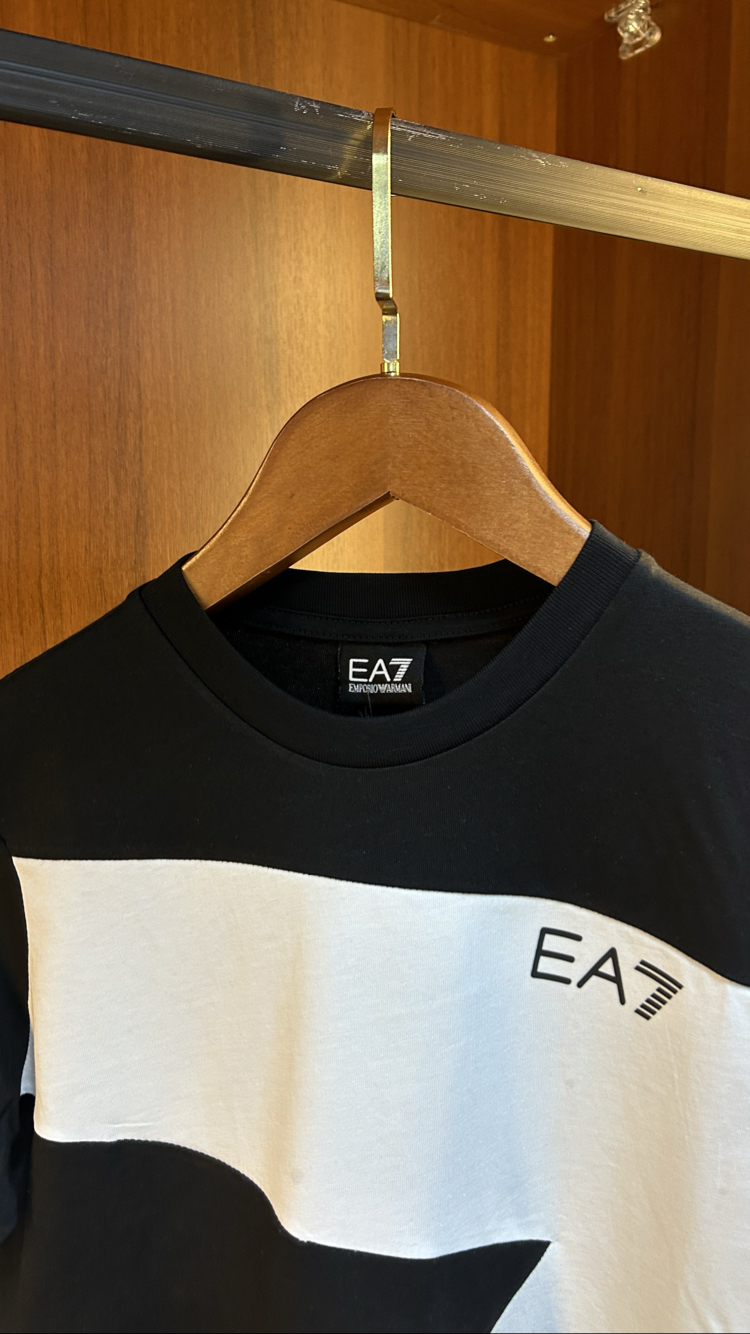 EA7 Premium T-shirt