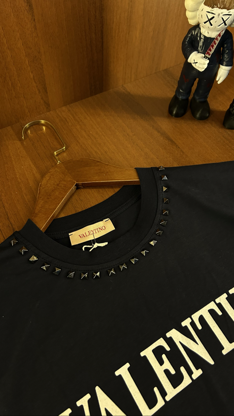 Valentino Taş Detaylı T-shirt (Lacivert)