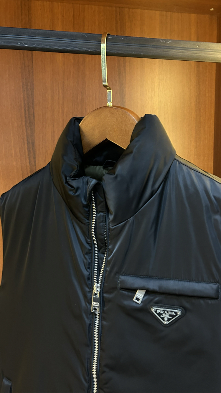 Prada Premium Yelek