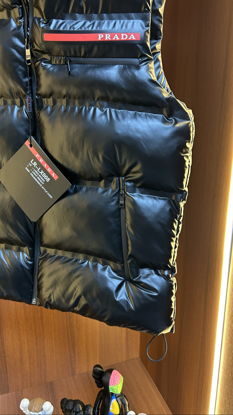 Prada Premium Yelek