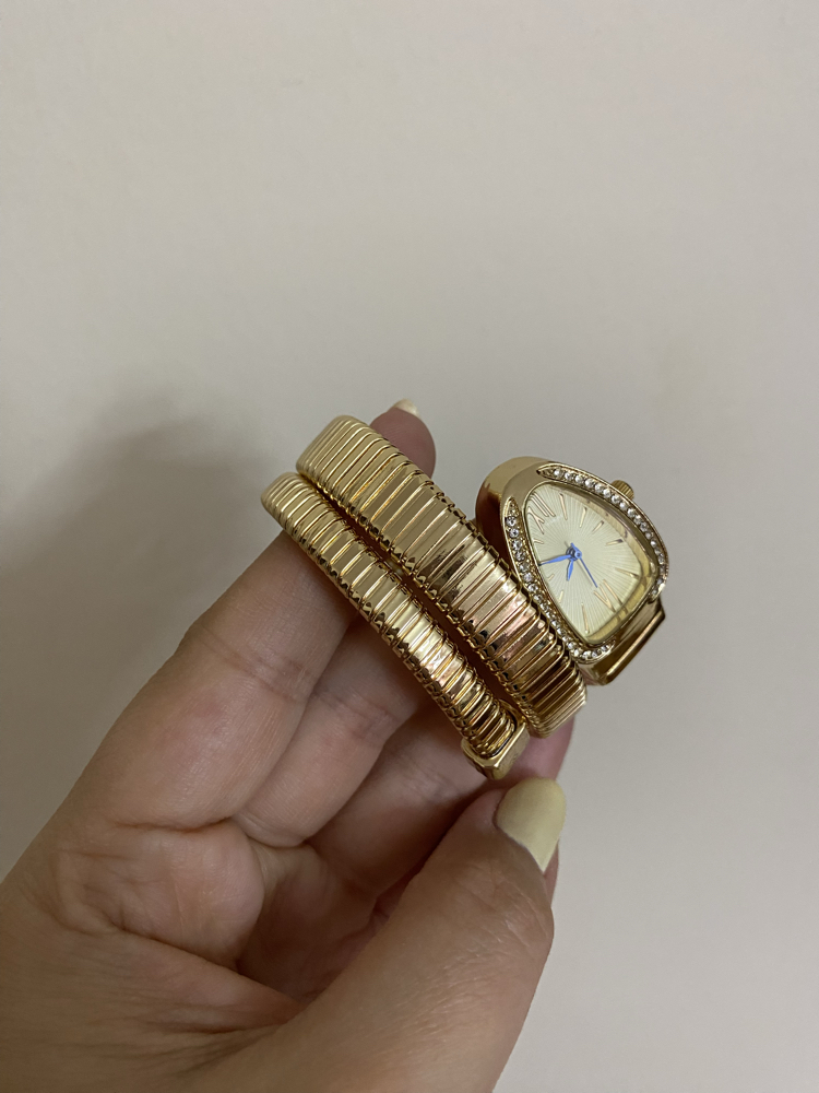 MARKA MUADİLİ GOLD SAAT 