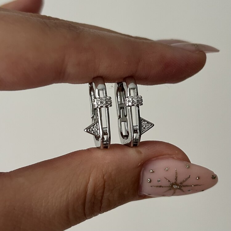 Silver Taşlı Serenay Küpe
