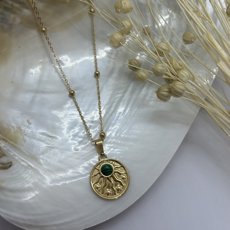 Yeşil Taşlı Vintage Kolye
