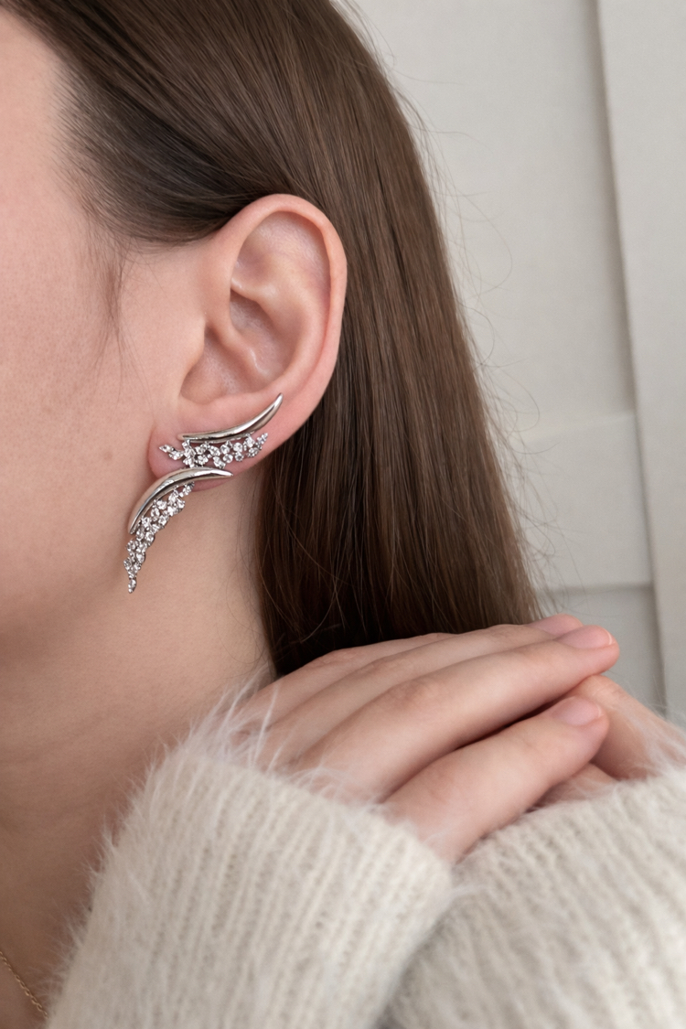 Zirkon Taşlı Model Küpe