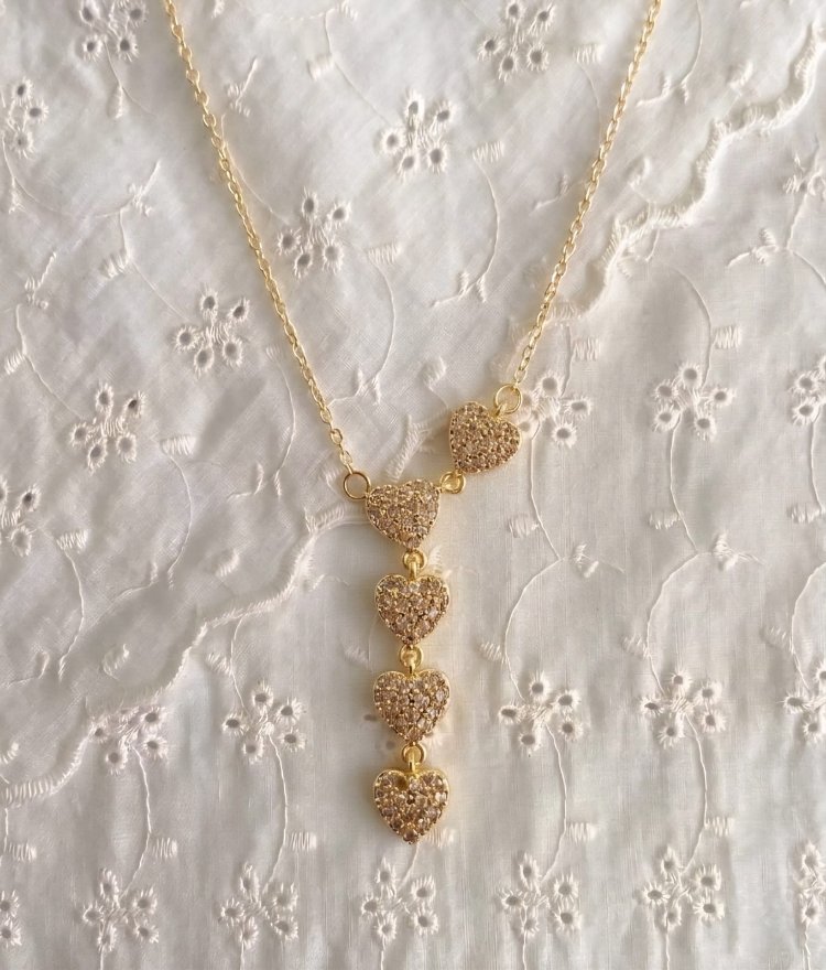 Sıralı Kalp Y Kolye