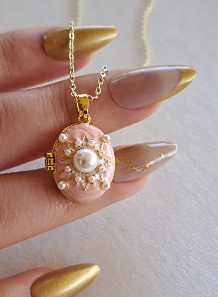 Mermaid Pearl Kapaklı Kolye