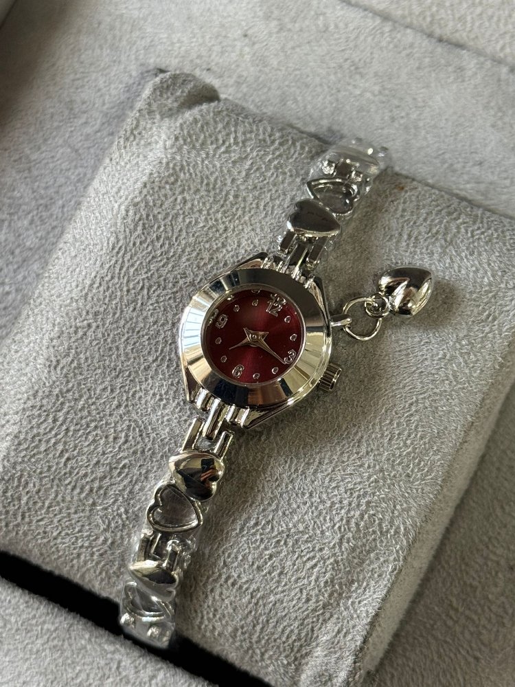 charmlı silver pinterest saat