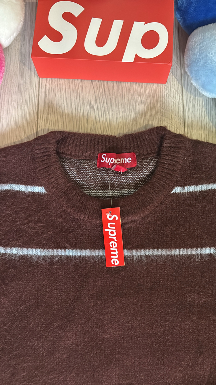 Supreme Classic “Sweater”