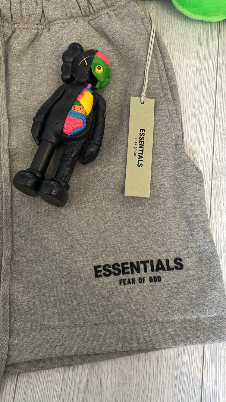 Essentials “Shorts”