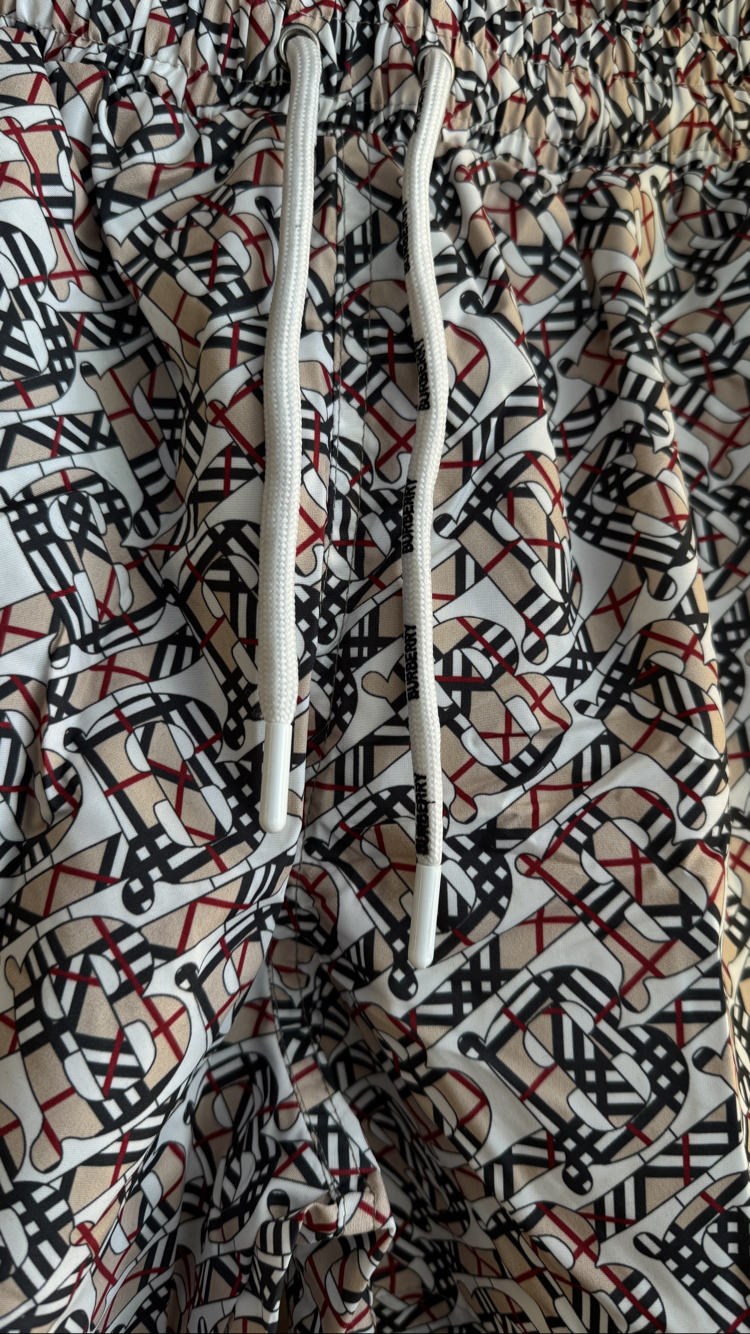 BURBERRY DENİZ ŞORTU