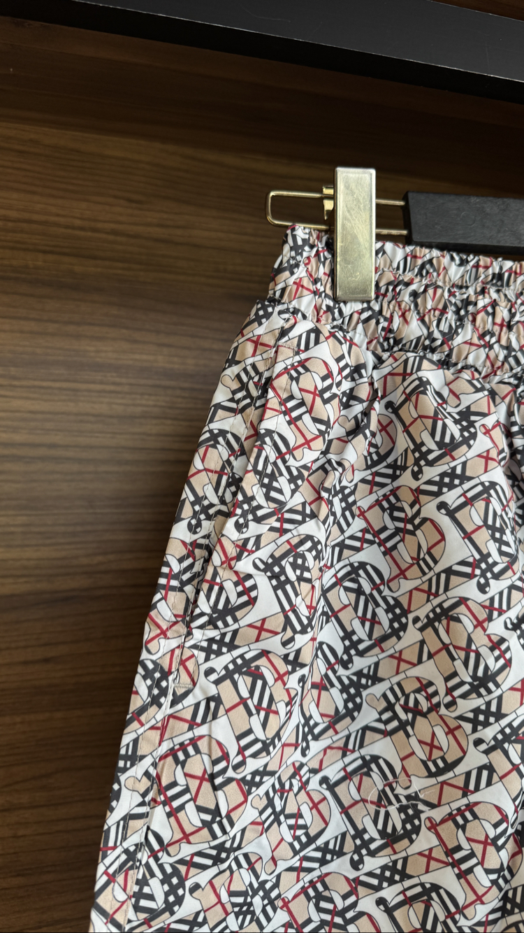 BURBERRY DENİZ ŞORTU