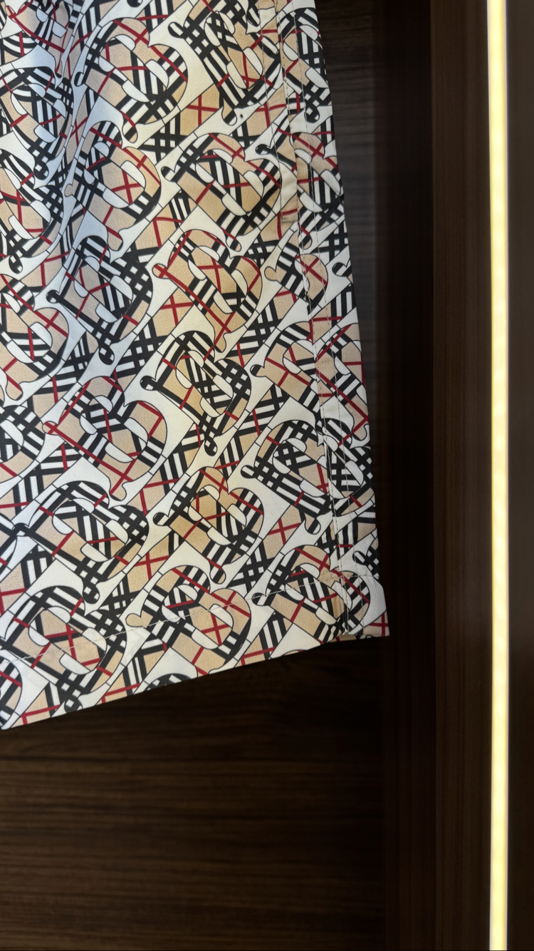 BURBERRY DENİZ ŞORTU