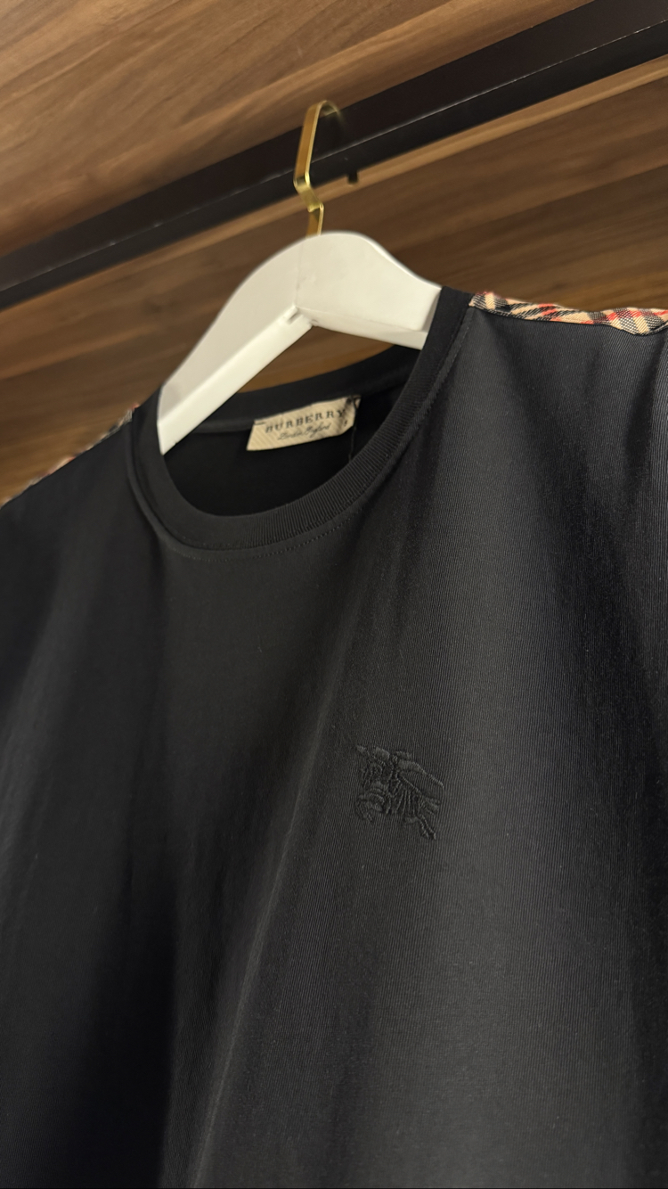 BURBERRY PREMIUM T-SHIRT
