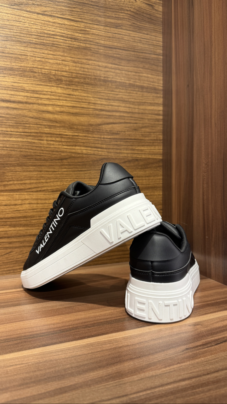 VALENTINO PREMIUM SNEAKERS