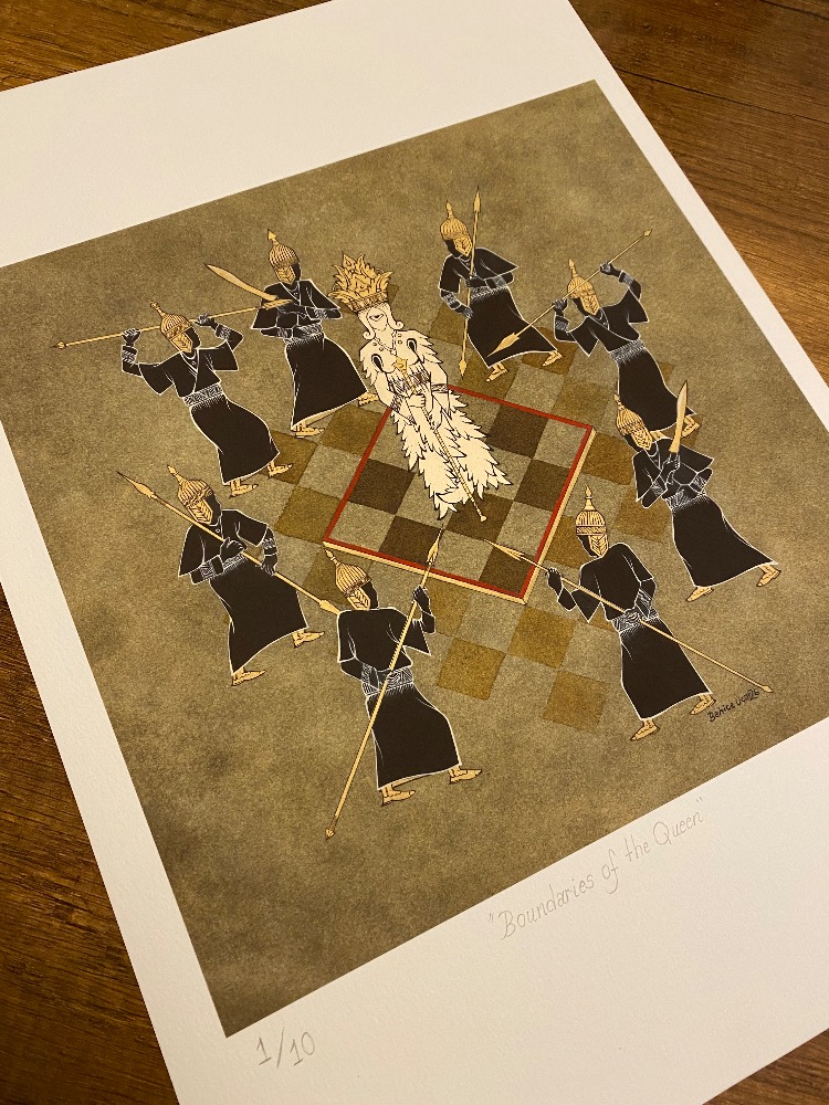Boundaries of the Queen