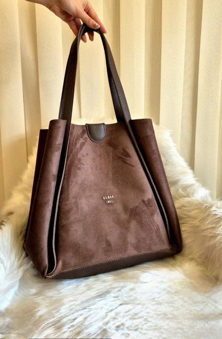 L03- Guess 1981 Süet-Detaylı Tote