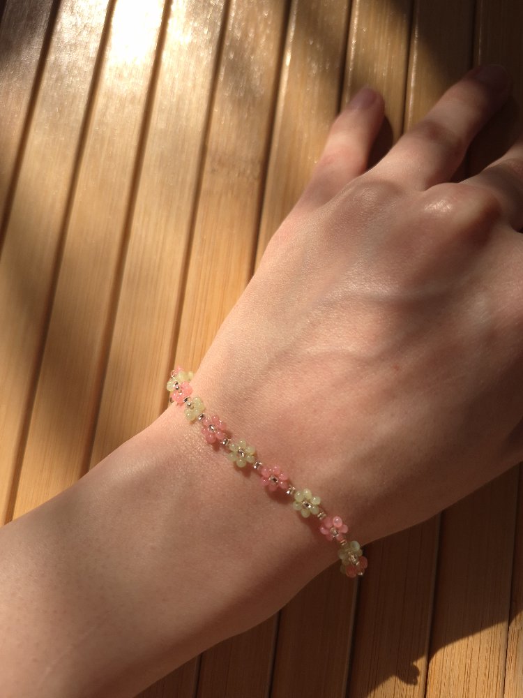 Lea | Soft Pembe ve Yeşil Çiçek Bileklik