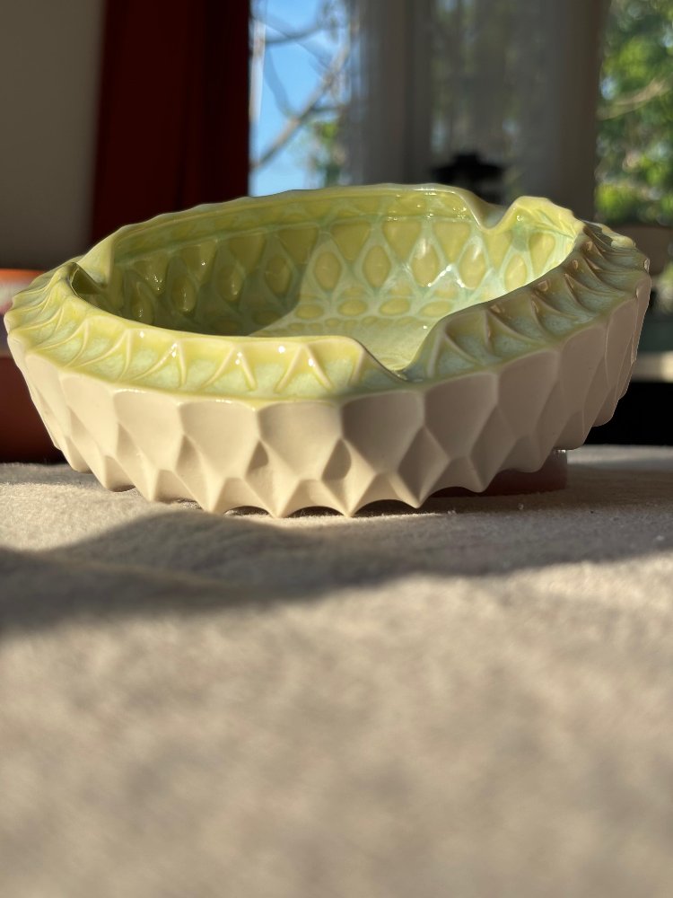 Green Retro Kül Tablası