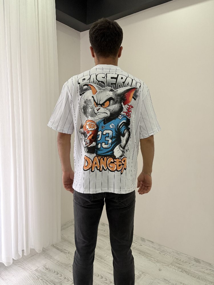 Tom Oversize Beyaz Tişört