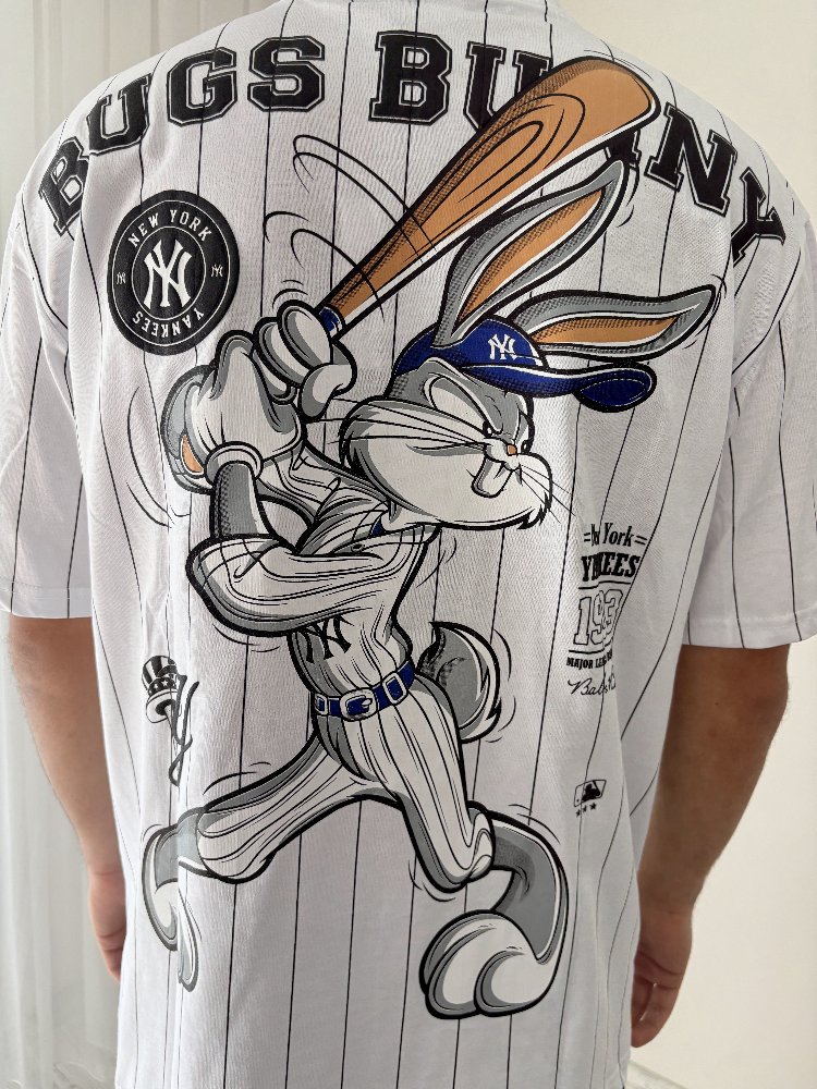Bugs Bunny Oversize Beyaz Tişört