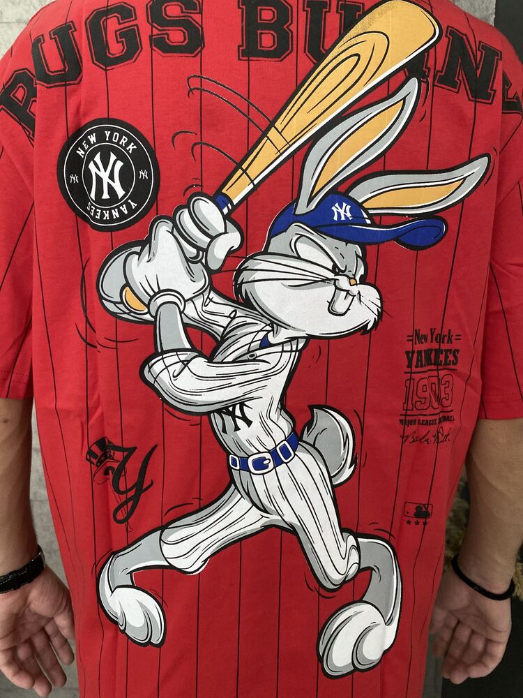 BUGS BUNNY TASARIMLI T-SHIRT