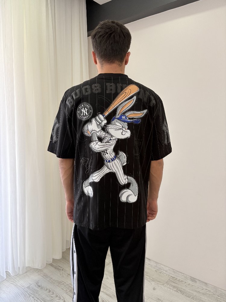 Bugs Bunny Oversize Siyah Tişört