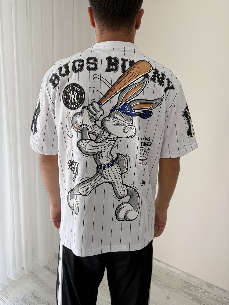 Bugs Bunny Oversize Beyaz Tişört